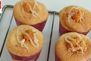banh-cupcake-trung-muoi-cha-bong-pho-mai