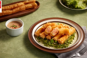 banh-quay-nhoi-cha-tom