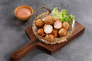 ga-vien-pho-mai-chien-gion