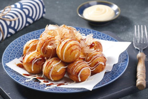 banh-bach-tuoc-takoyaki