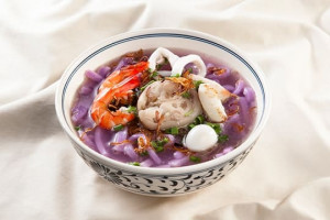 banh-canh-khoai-tim