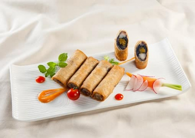 cha-gio-khoai-tay-trung-muoi