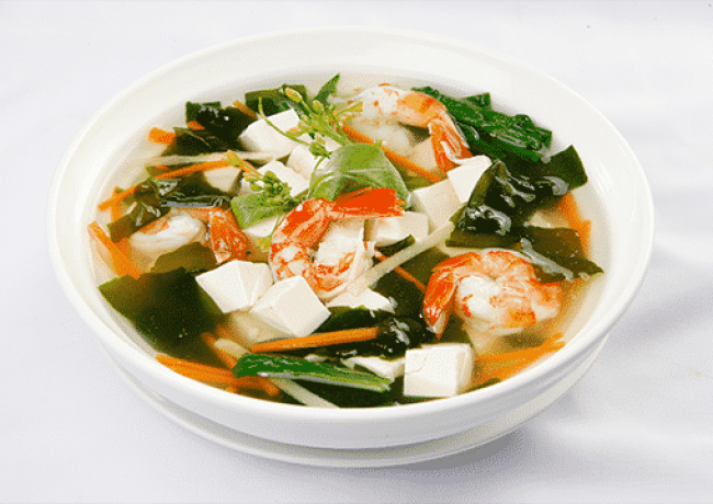 canh-nam-rong-bien